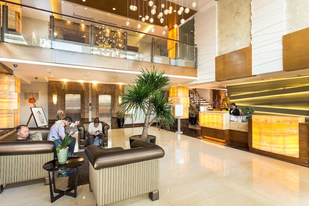 Armada Hotel Manila Eksteriør billede