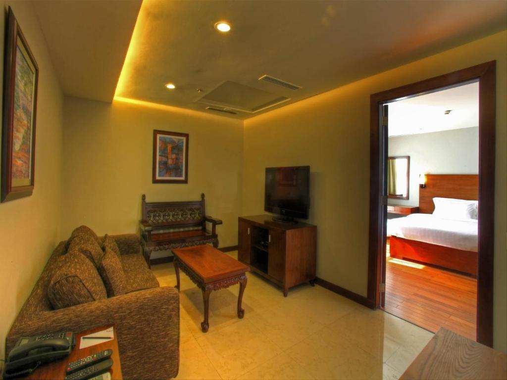 Armada Hotel Manila Eksteriør billede