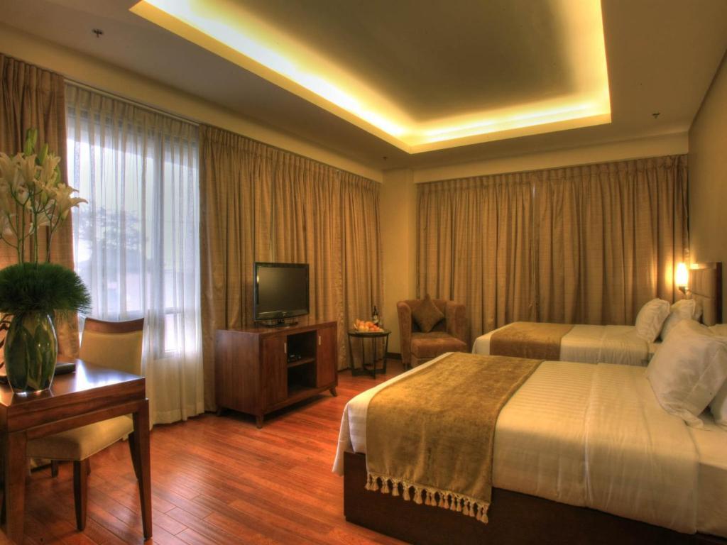 Armada Hotel Manila Eksteriør billede