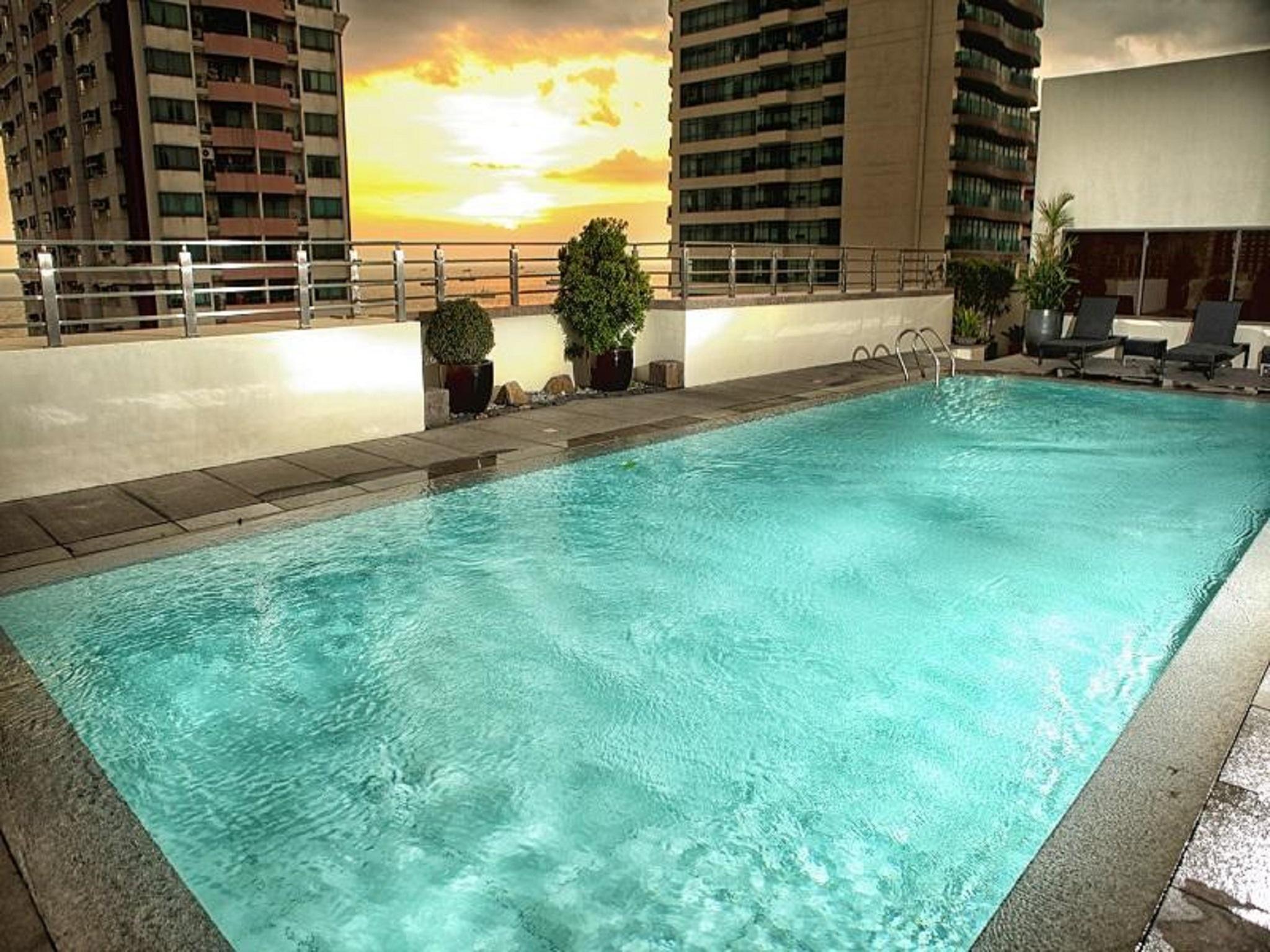 Armada Hotel Manila Eksteriør billede