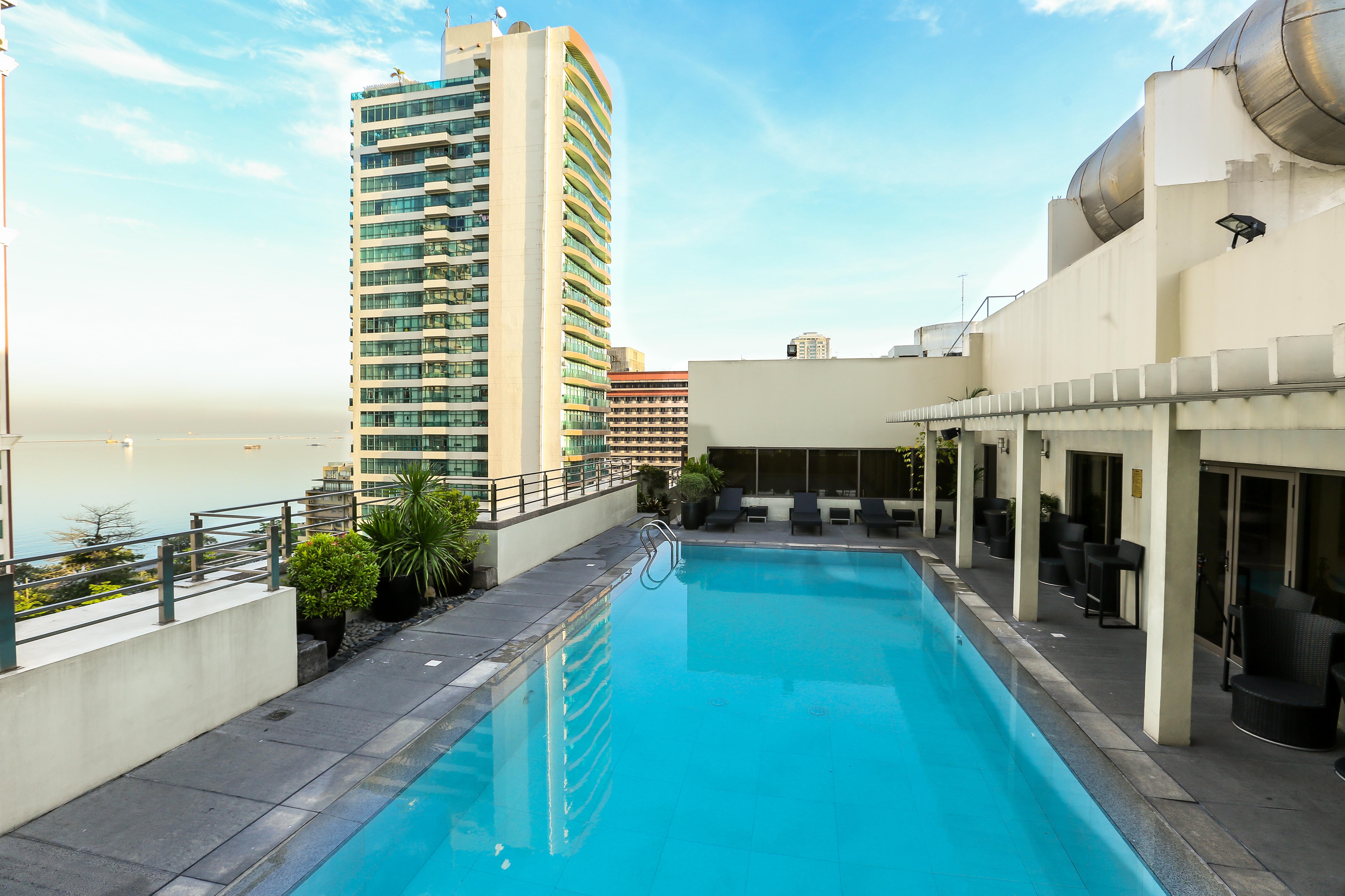 Armada Hotel Manila Eksteriør billede