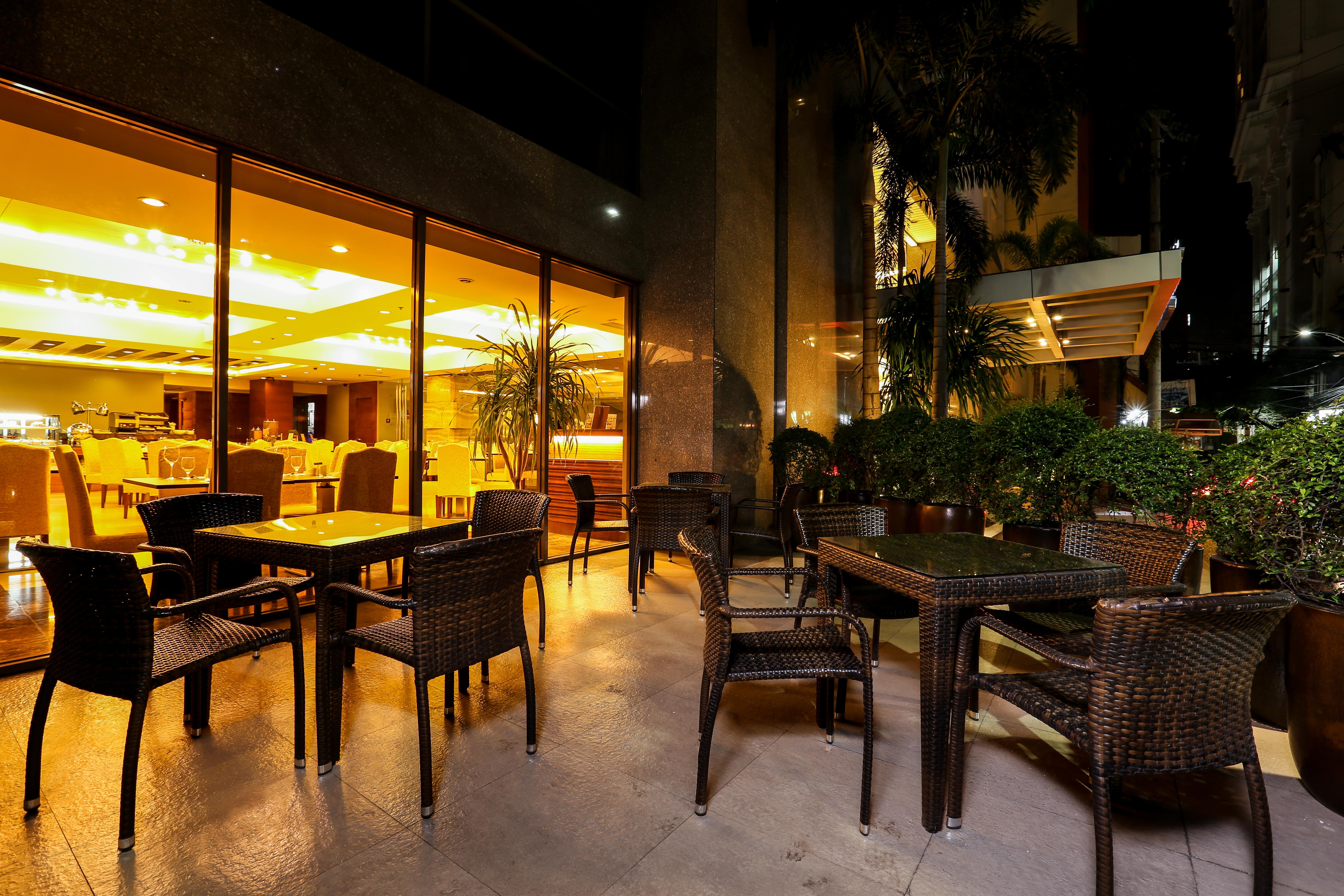 Armada Hotel Manila Eksteriør billede