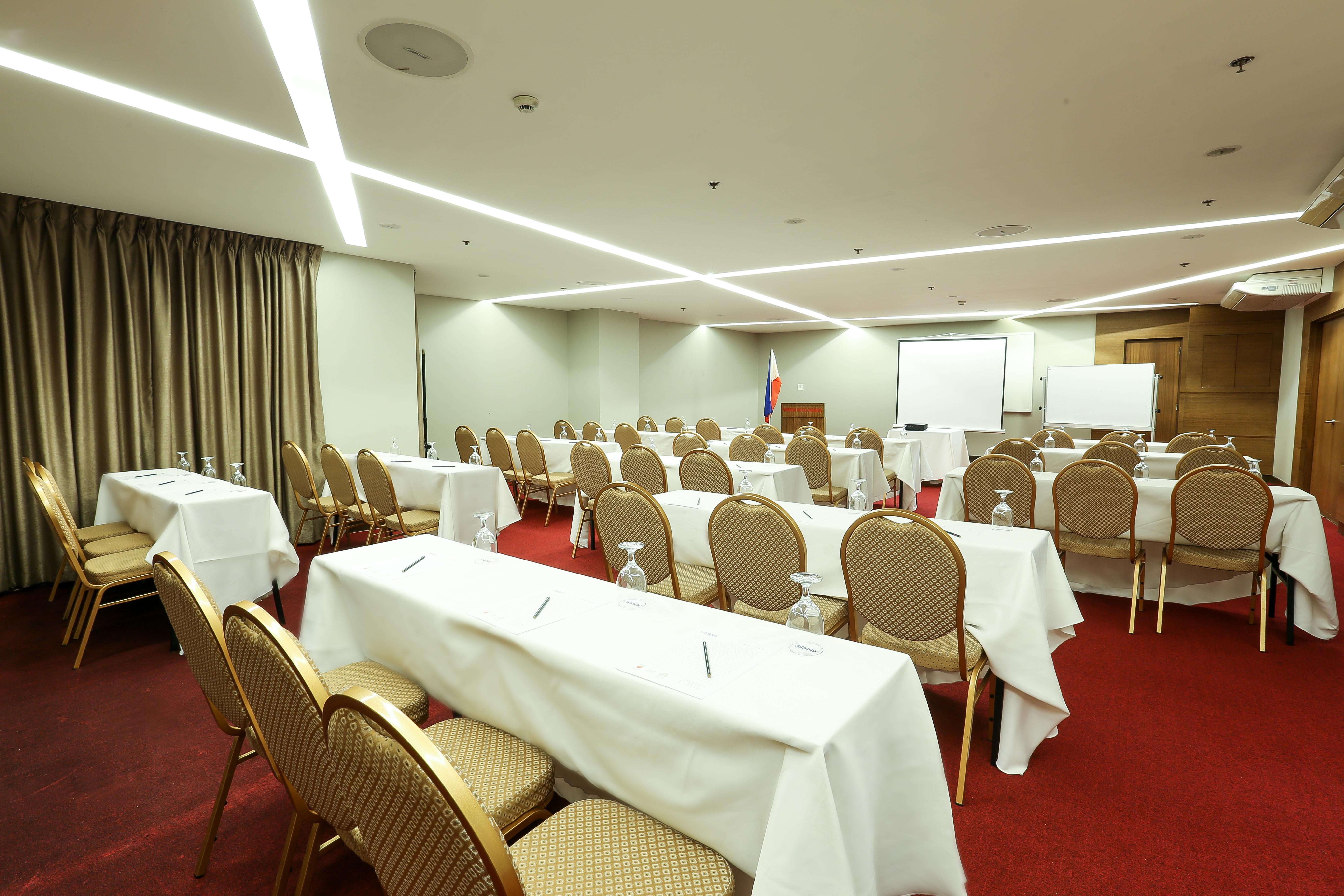 Armada Hotel Manila Eksteriør billede